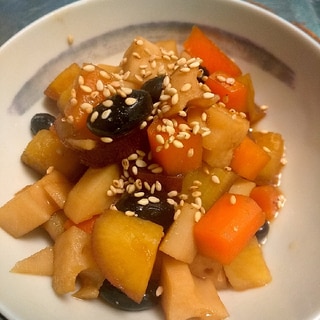 お箸が止まらない★黒豆と根菜のコロコロ甘辛煮